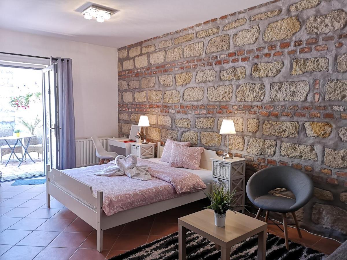 Villa Florencia Eger Exterior foto